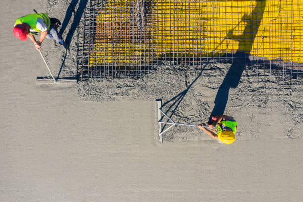 Best Custom Concrete Contractor  in Elk Mound, WI